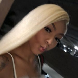 Meet your Posher, Jazmin